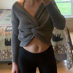 Cropped reversible sweater